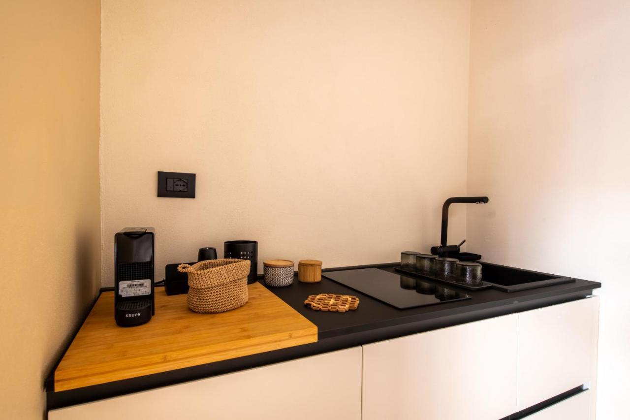 Candeloro Boutique Apartments By Wonderful Italy تْشيفالو المظهر الخارجي الصورة