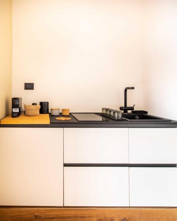 Candeloro Boutique Apartments By Wonderful Italy تْشيفالو المظهر الخارجي الصورة